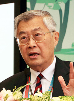Professor WOO, Chia-Wei